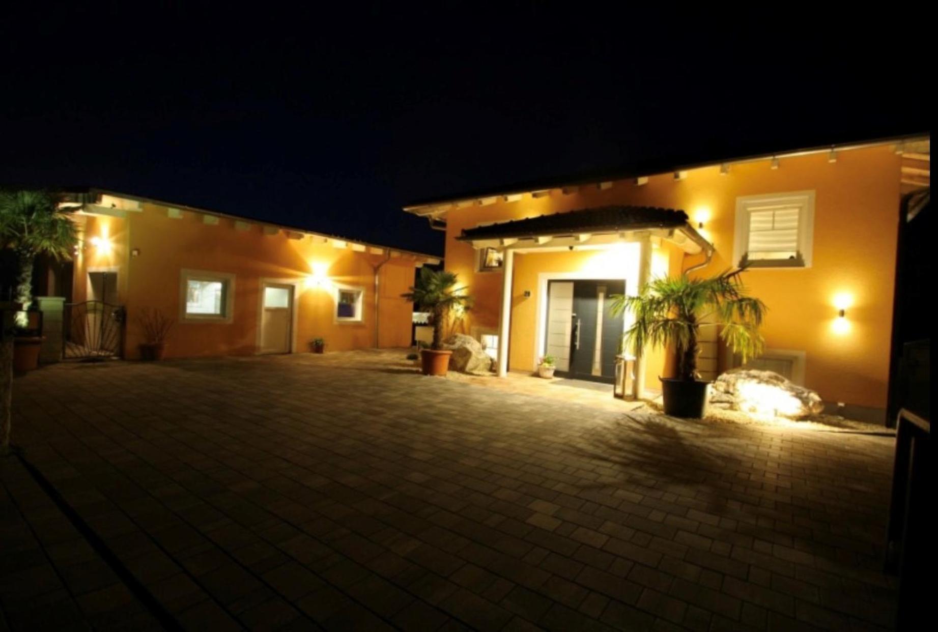 אלדרסבאך 5 Sterne Centurion Ferienhaus Villa 2 Pools 86 Zoll Tv מראה חיצוני תמונה